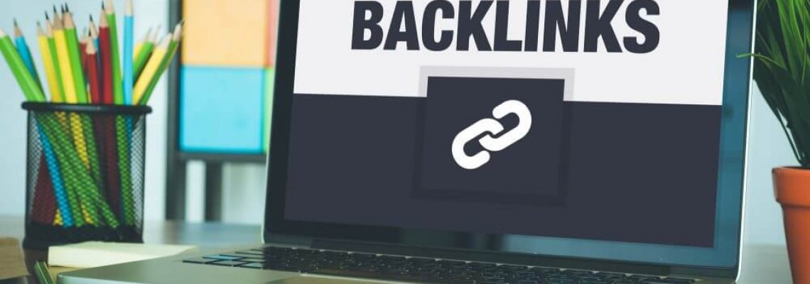 Backlinks Icon Concept on Laptop Screen